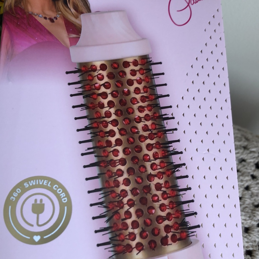 Paris Hilton Pink Infrared Thermal Brush Beauty Accessory - Picture 3 of 11